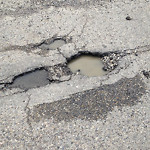 Potholes at 269–359 Shawcliffe Cir SW