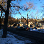 Streetlight One Out Major Road at 301–499 10 St NE