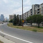 Mowing on the Boulevard 60+ km/h at 1010 Memorial Dr NE